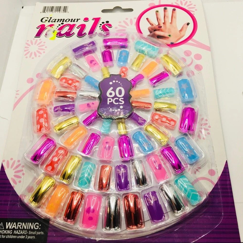 NWT Necklace earrings Pink Makeup and 60 press on nails